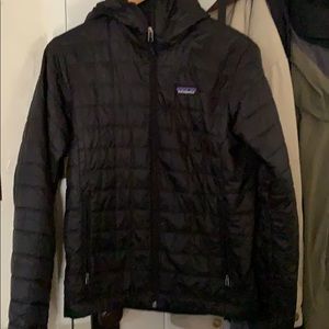 Black Patagonia Nano puff jacket